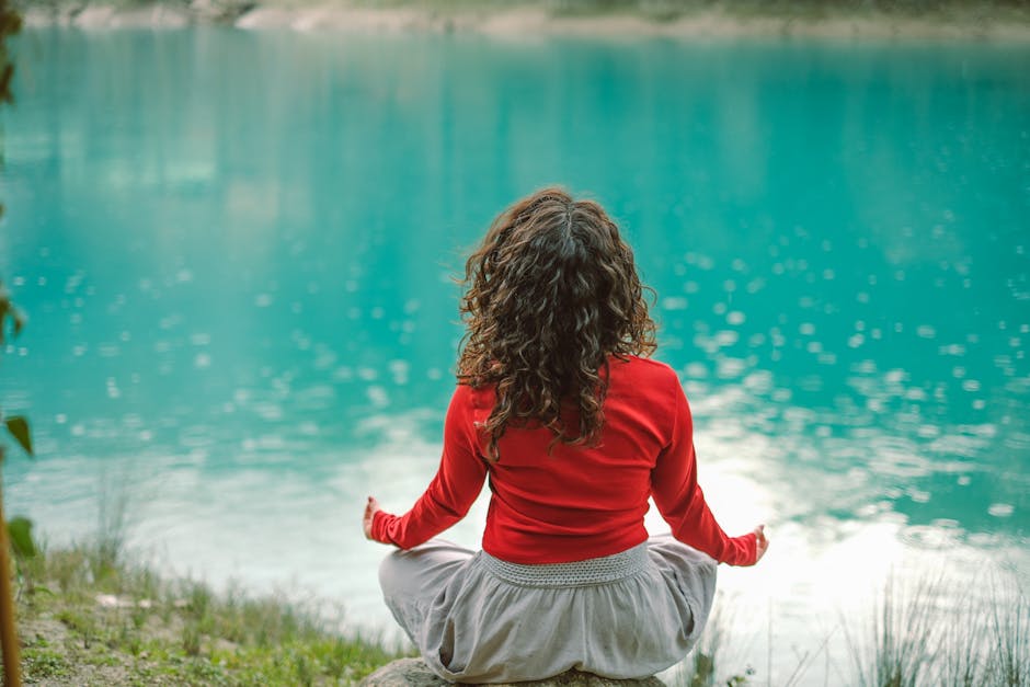 Structural integration for stress relief - Guild Certified Rolf Practitioner Boston performing Structural Integration session for emotional holding patterns