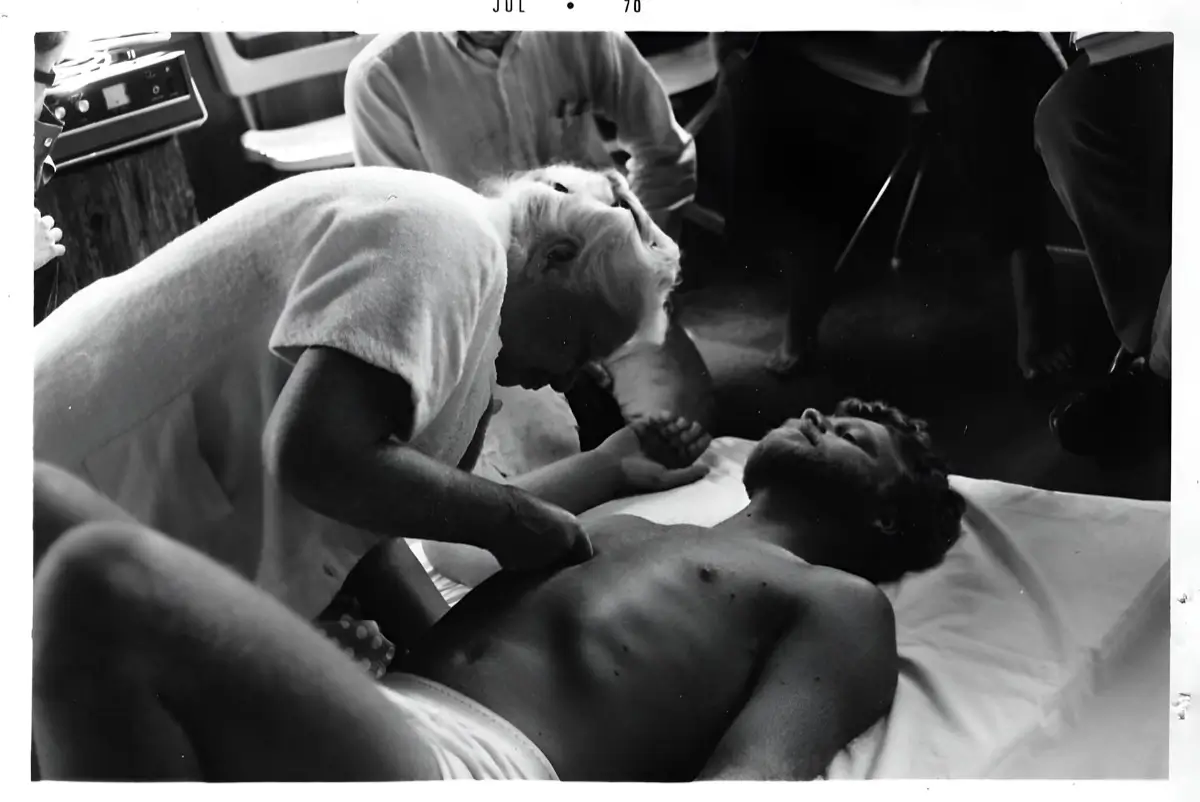 Rolfing somatic therapy - Dr. Ida Rolf teaching the original Rolf Method of Structural Integration